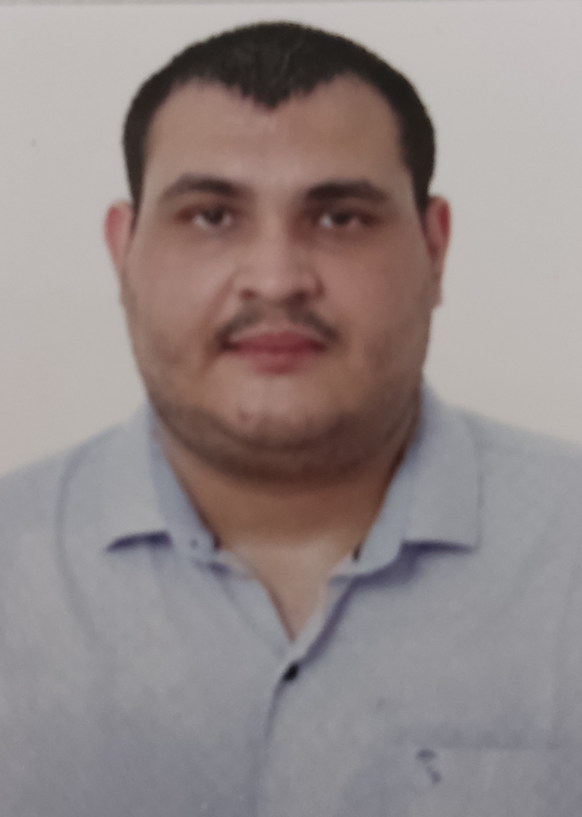 Foto de perfil de Matheus Zeitune, desenvolvedor full stack sorrindo